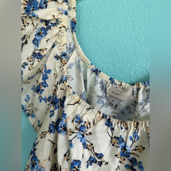 A New Day Women’s Flutter Short Sleeve Blouse, Cream Floral - Picture 2 of 4